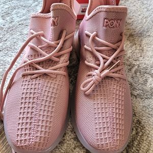 Slip on mesh sneakers